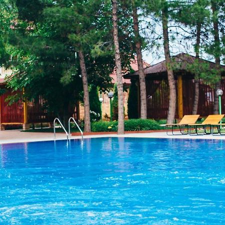 Hotel Grace Garden Kum Екстериор снимка