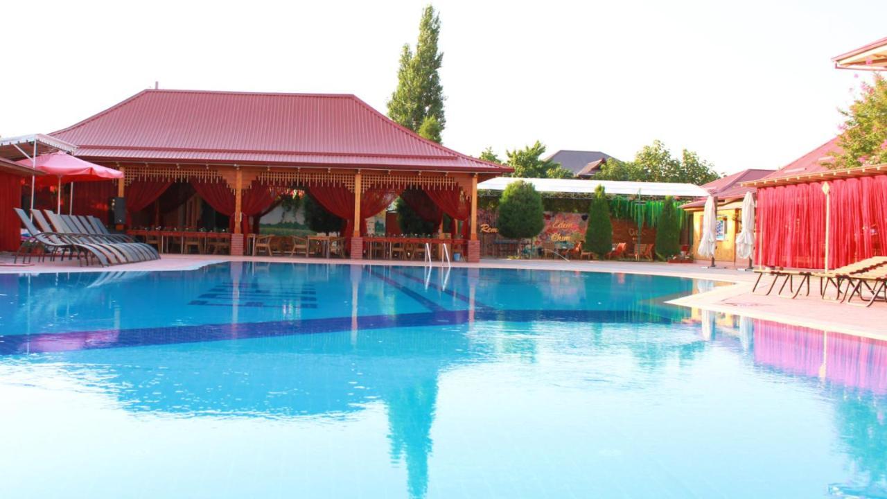 Hotel Grace Garden Kum Екстериор снимка
