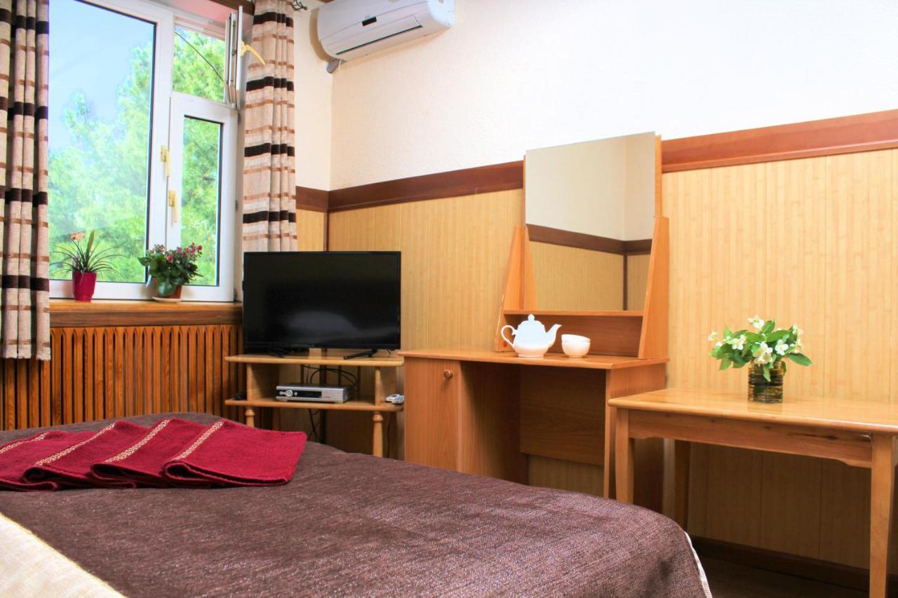 Hotel Grace Garden Kum Екстериор снимка