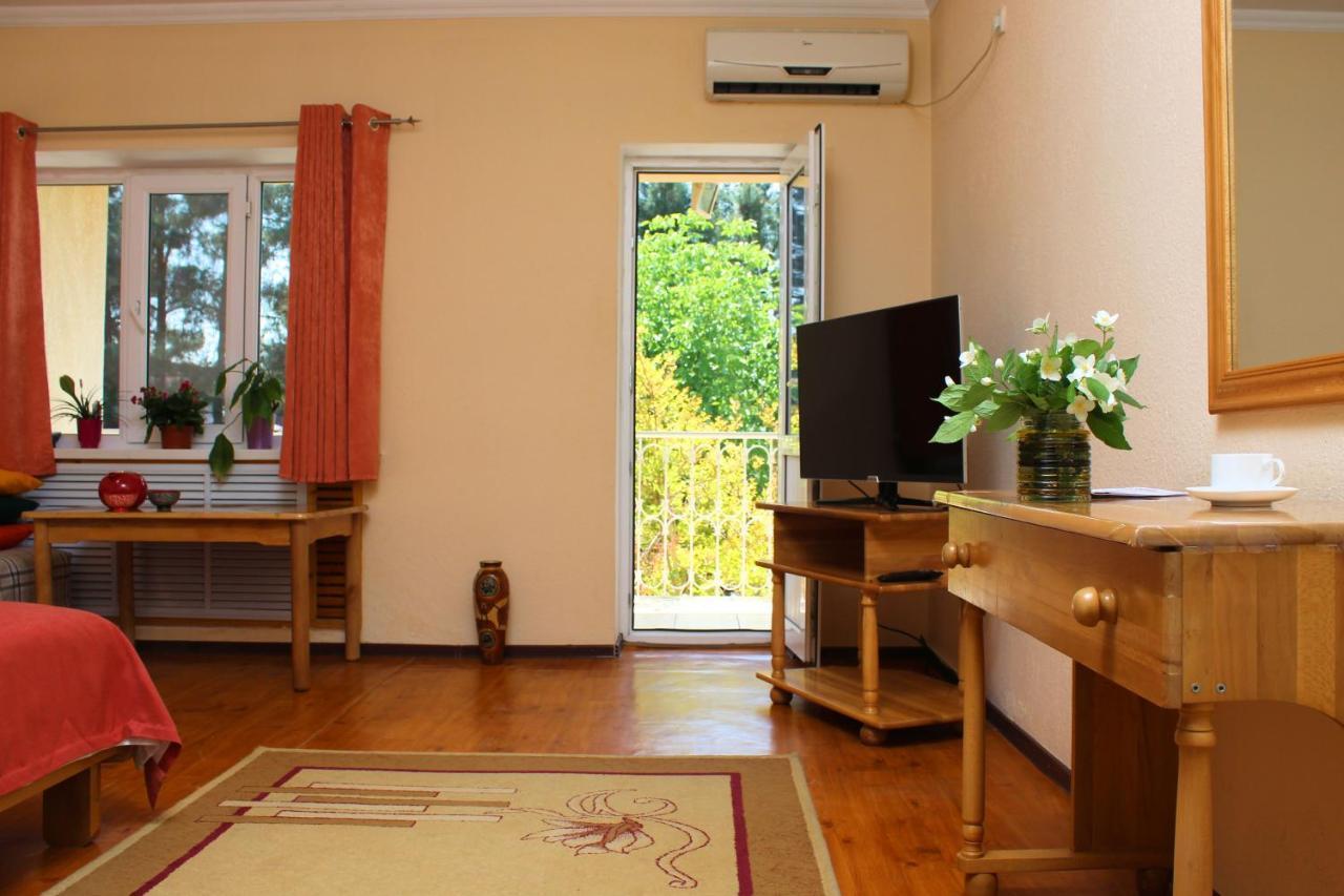 Hotel Grace Garden Kum Екстериор снимка