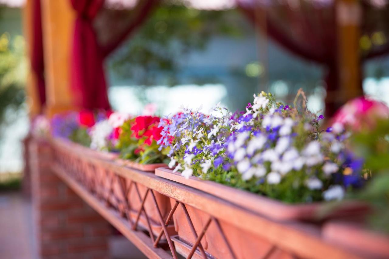 Hotel Grace Garden Kum Екстериор снимка